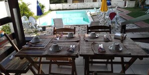 Free daily buffet breakfast - Pousada Carcará (Ipojuca)