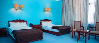 Jalal-Abad 蘇丹飯店