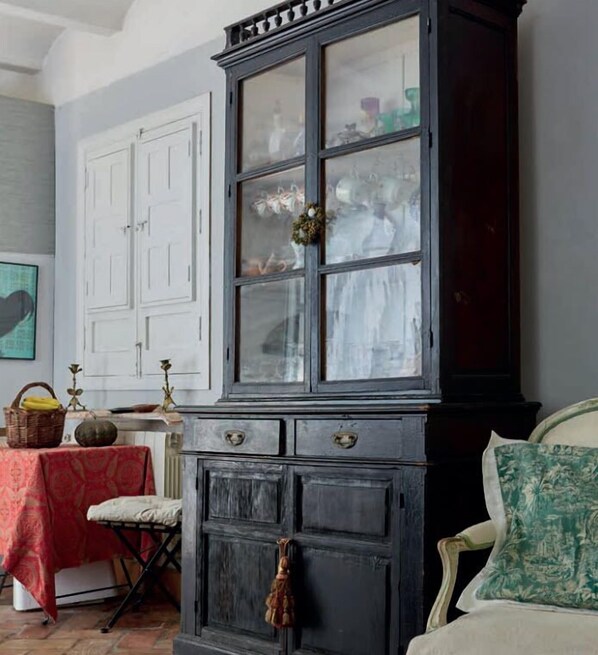 Lobby sitting area - Hostal Casa del Buen Viaje (Seville)