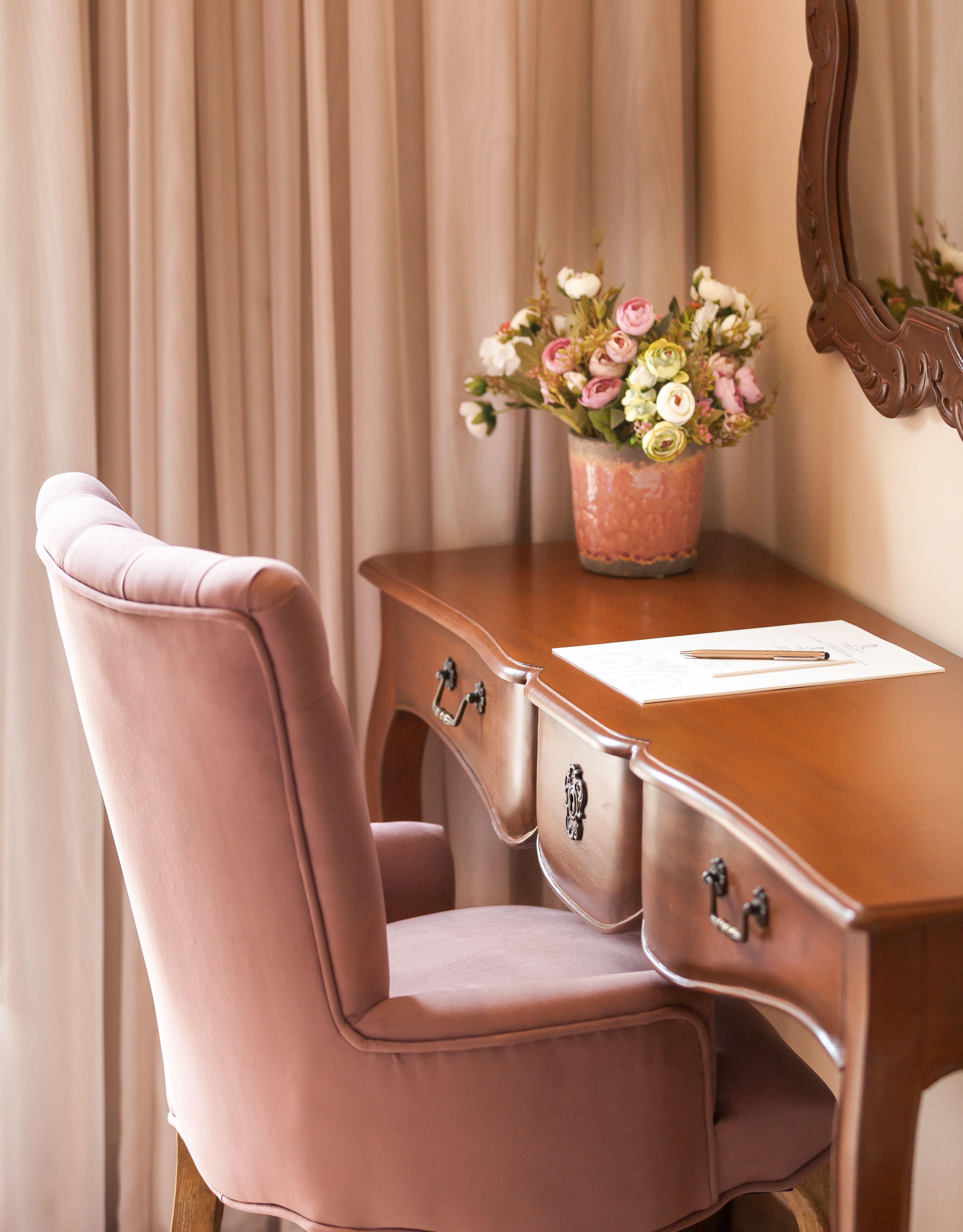 grand suite | living area | lcd tv, fireplace