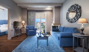 Svit Premium - utsikt mot bergen | Sängtillbehör av högsta kvalitet och minibar