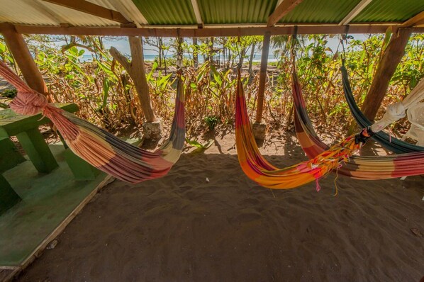 Balcony - Cabinas Balcon de Mar Tortuguero (Colorado)