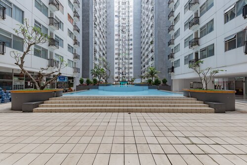 RedDoorz Apartment @ Jarrdin Cihampelas