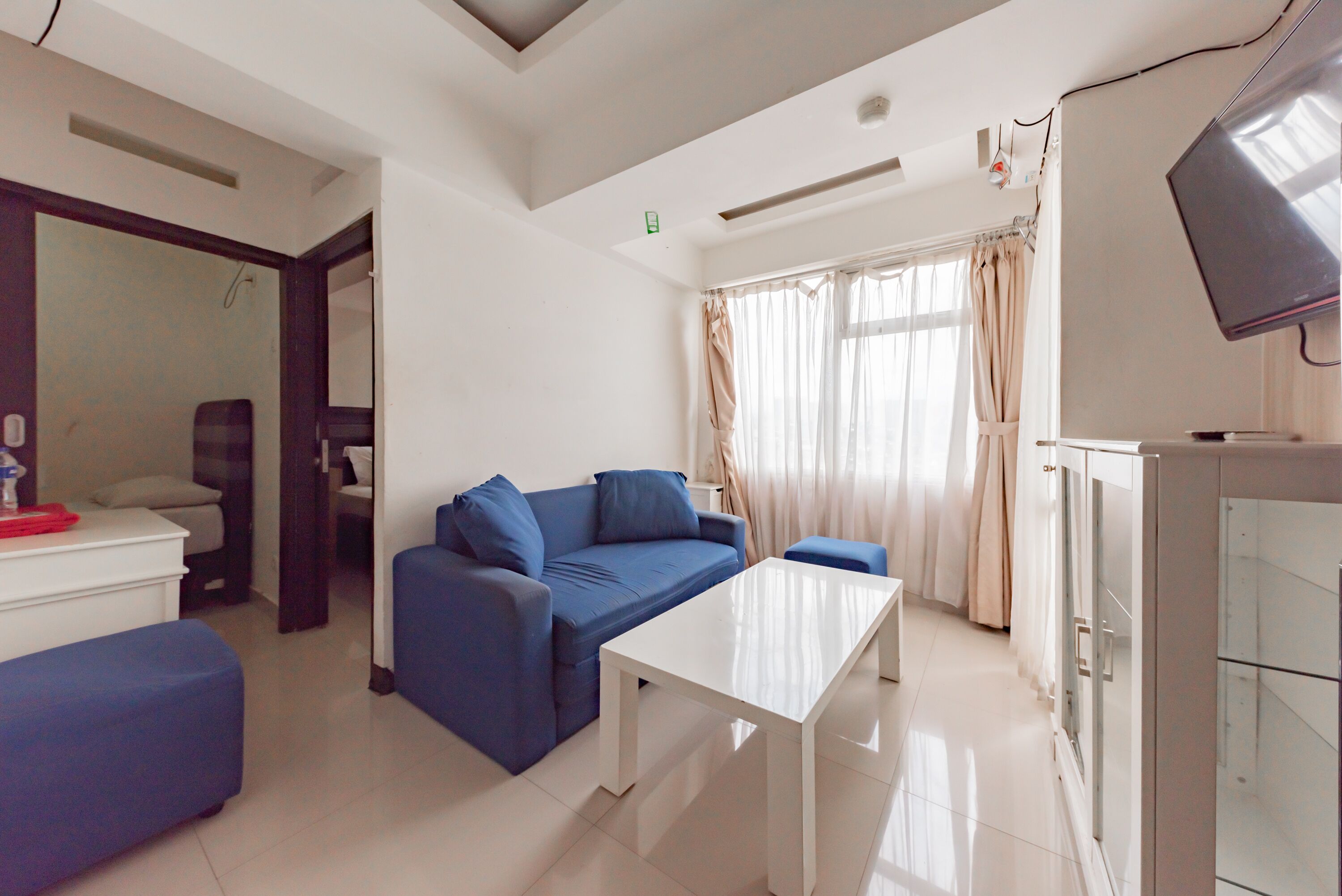 Family Room | Desk, free WiFi, bed sheets