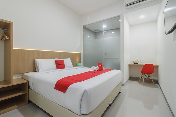 Habitación doble | Escritorio, wifi gratis y ropa de cama 