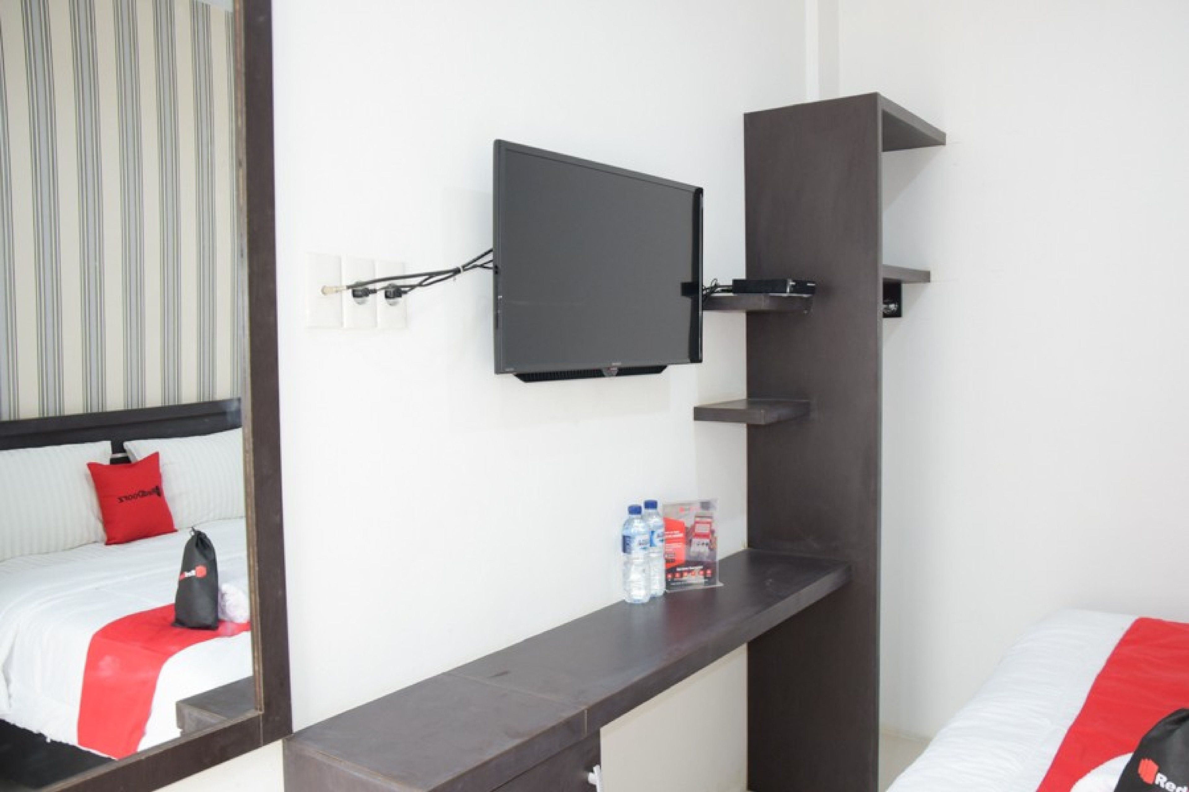 Photo - RedDoorz near UIN Sumatera Utara Medan