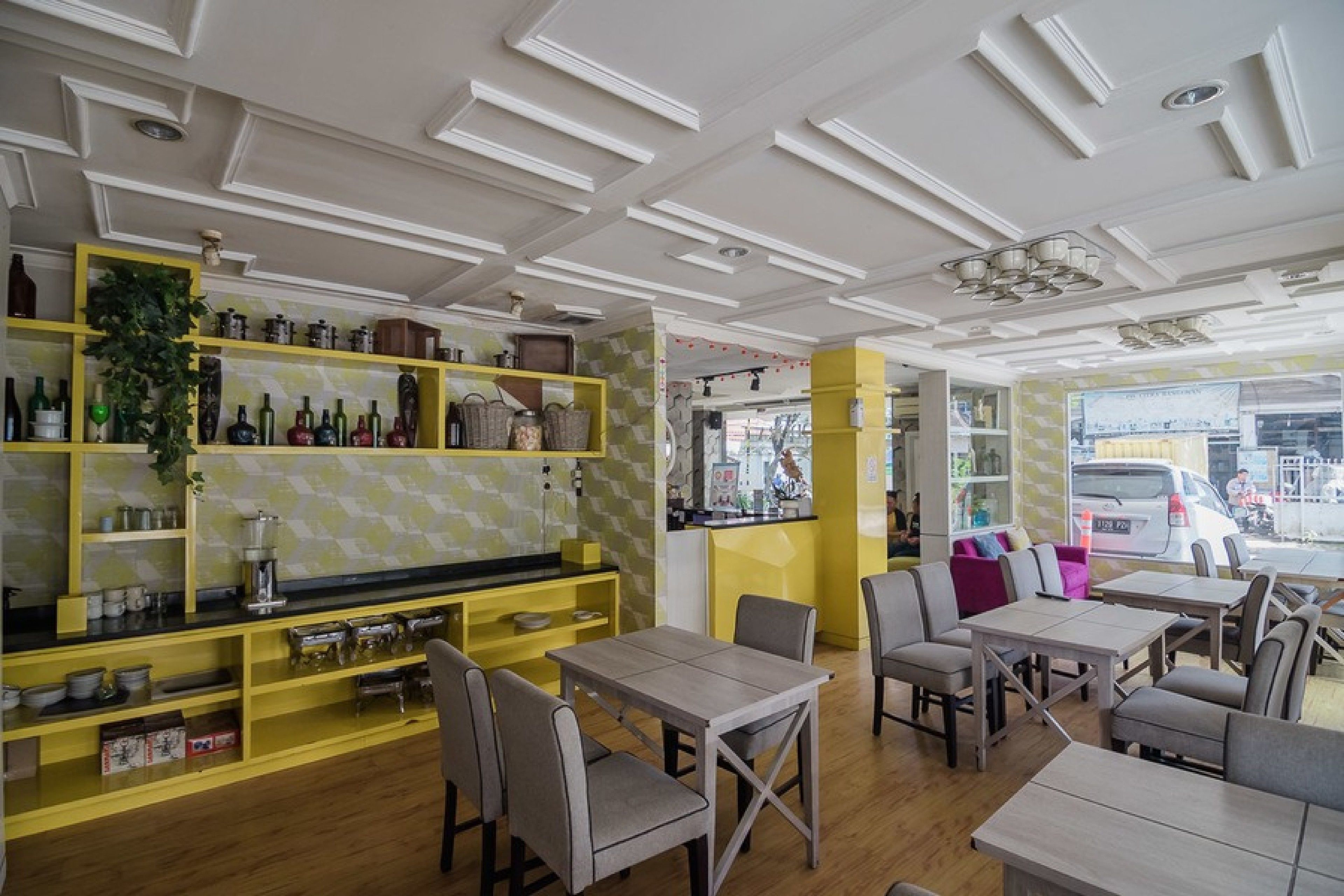 Foto - RedDoorz Plus near Mangga Besar Station 2