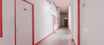 KoolKost Syariah near Ayani Mega Mall Pontianak