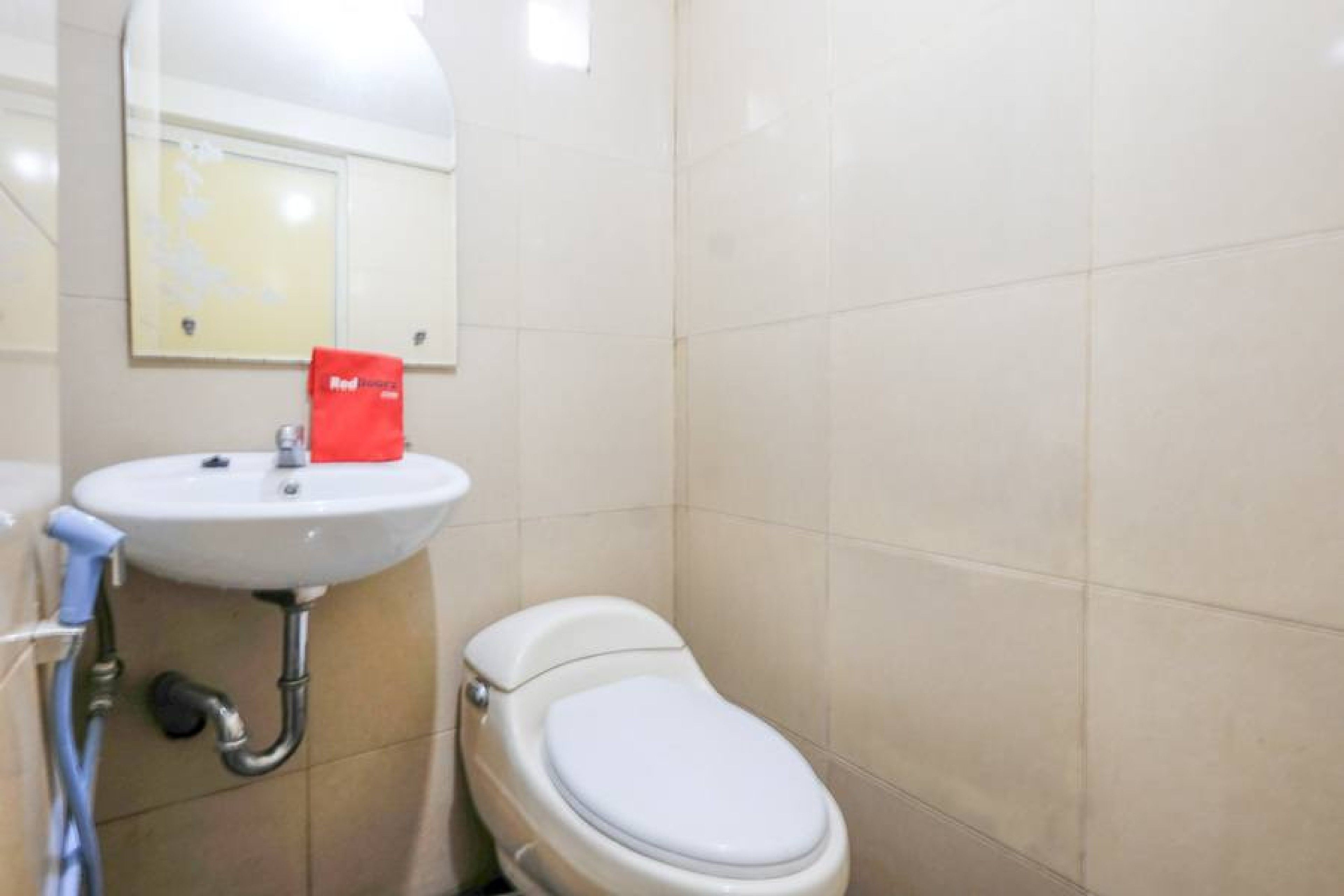 Foto - RedDoorz near Universitas Diponegoro Semarang