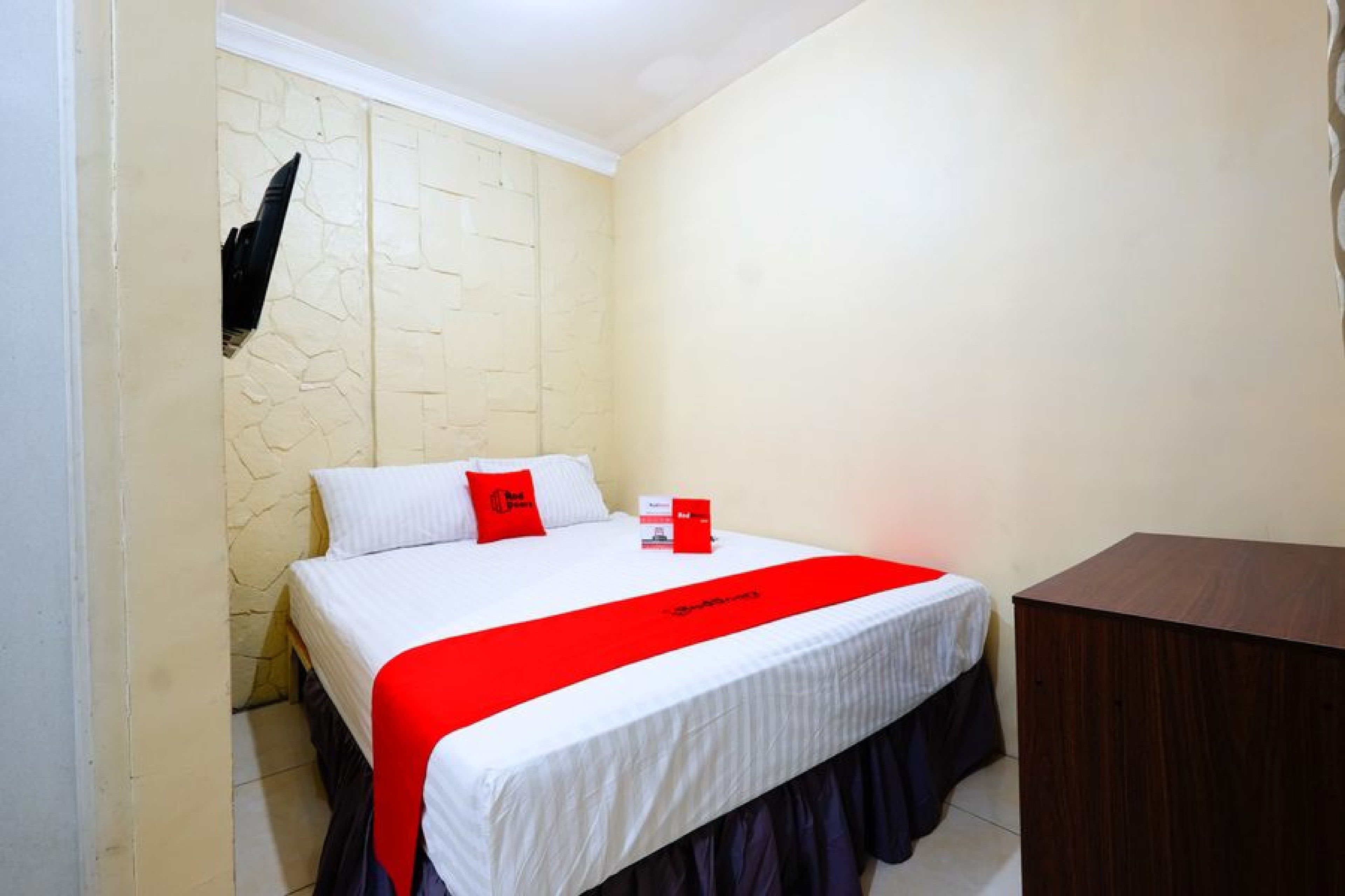 Foto - RedDoorz near Universitas Diponegoro Semarang