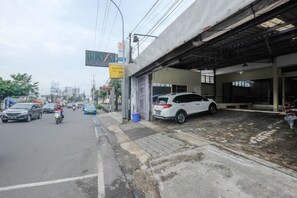 Mặt tiền nơi lưu trú