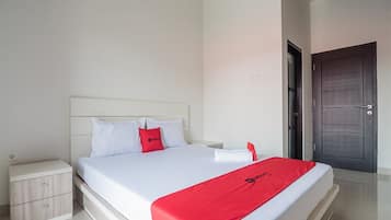Kamar Double | Meja kerja, Wi-Fi gratis, dan seprai linen