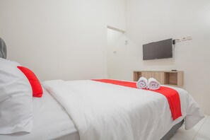 Chambre double | Bureau, accès au Wi-Fi (inclus), literie fournie