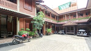 Bagian depan properti