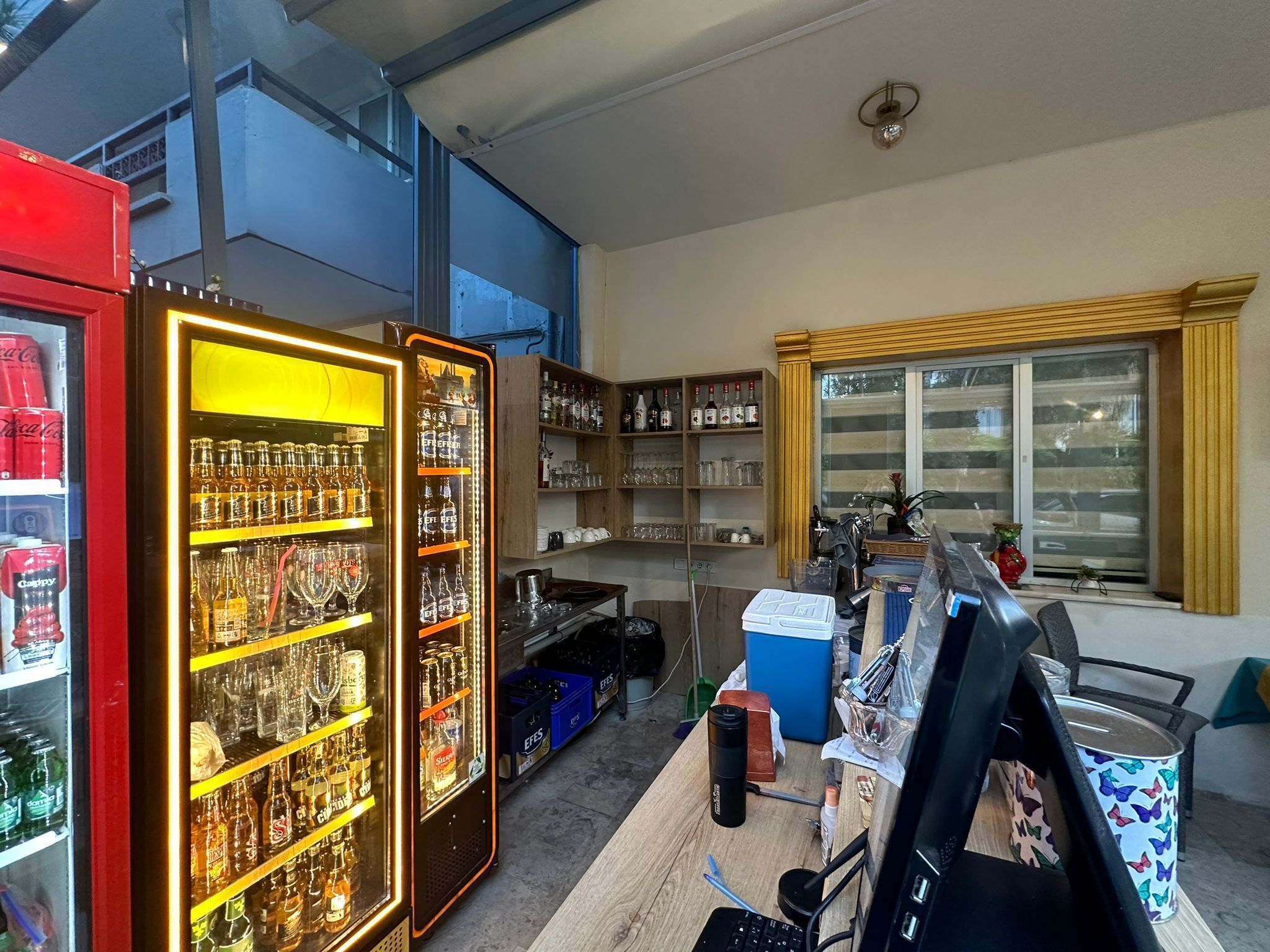 Standard-Dreibettzimmer | Eigene Küche | Mini-Kühlschrank, Küchenrolle, Esstisch