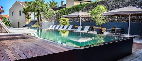 Outdoor pool, pool loungers