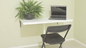 Desk, blackout drapes, iron/ironing board (on request) - Hotel Frontera Baja (Mexicali)