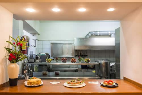 Colazione a buffet a pagamento, servita tutte le mattine