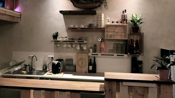 Shared kitchen - Minihostel 12Monkeys KuDamm (Berlin)
