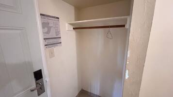 Chambre, 1 lit double, non-fumeurs | Équipements de la chambre