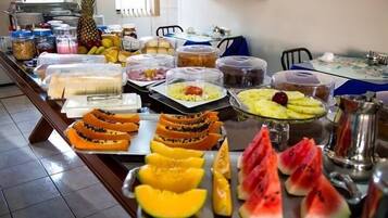 Free daily buffet breakfast