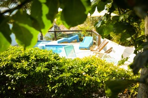 Outdoor pool, pool loungers