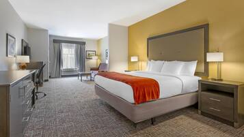 Premium bedding, down comforters, desk, laptop workspace