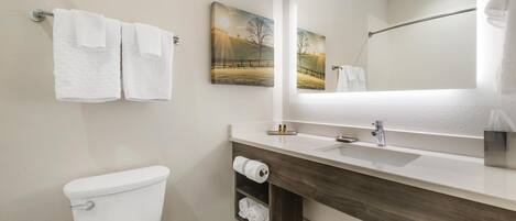 Standard Room, 2 Queen Beds, Non Smoking, Refrigerator | Bathroom | Free toiletries, hair dryer, towels