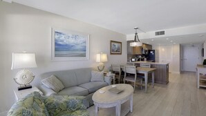 Unclassified image, 4 of 98, button - Ideally Situated Beachfront Condo With Pool and Views (Marco Island)
