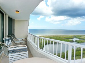 公寓客房, 1 張特大雙人床和 1 張沙發床 (Beachfront penthouse with spectacular) | 陽台