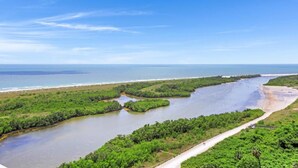 Beach - Beachfront Penthouse With Spectacular Views and Pool (Marco Island)