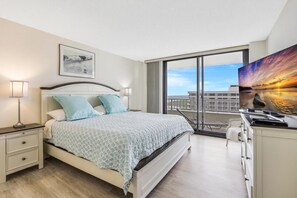 公寓客房, 1 張特大雙人床和 1 張沙發床 (Beachfront penthouse with spectacular) | 2 間臥室