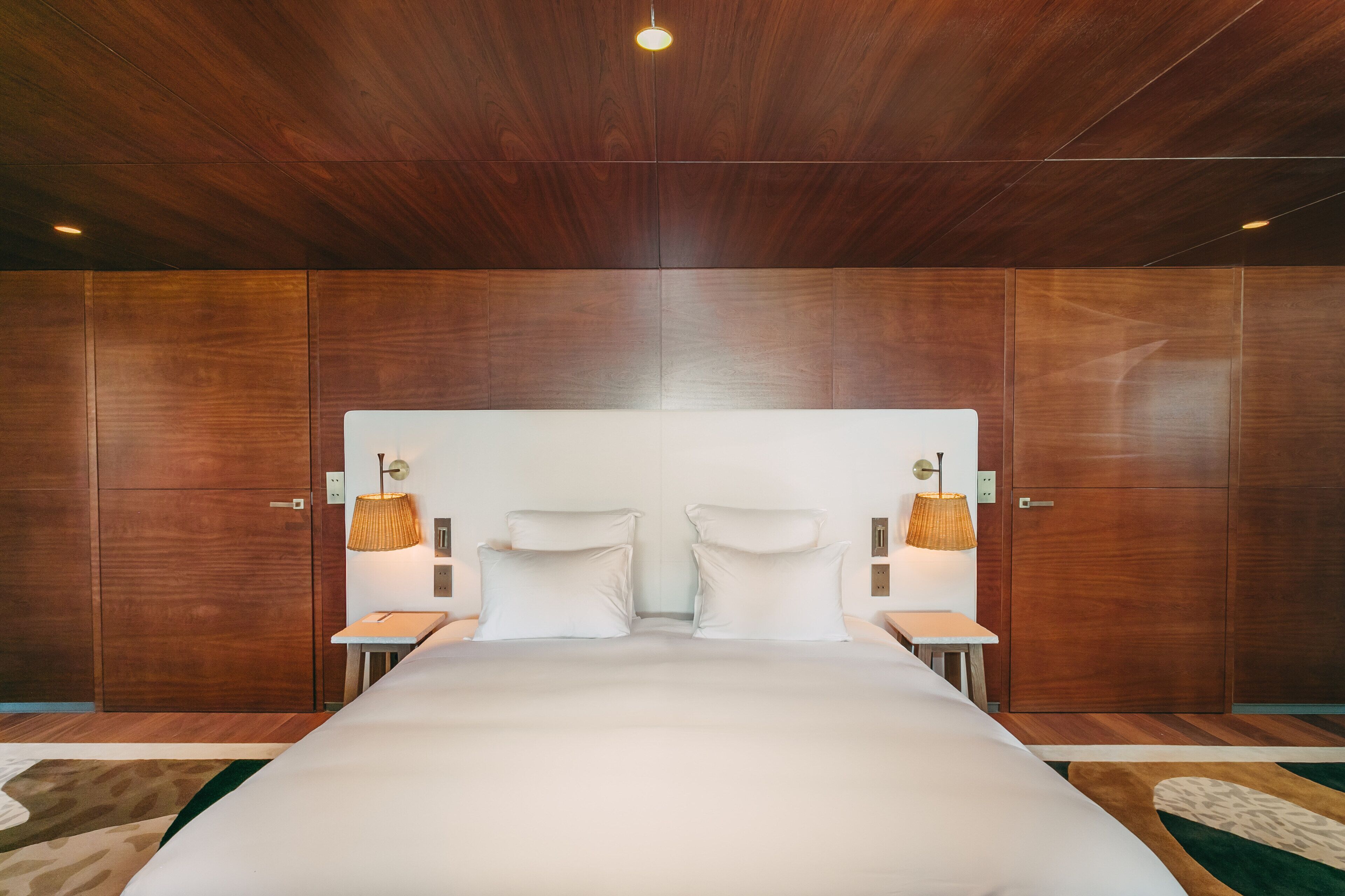 Premium bedding, in-room safe, individually decorated