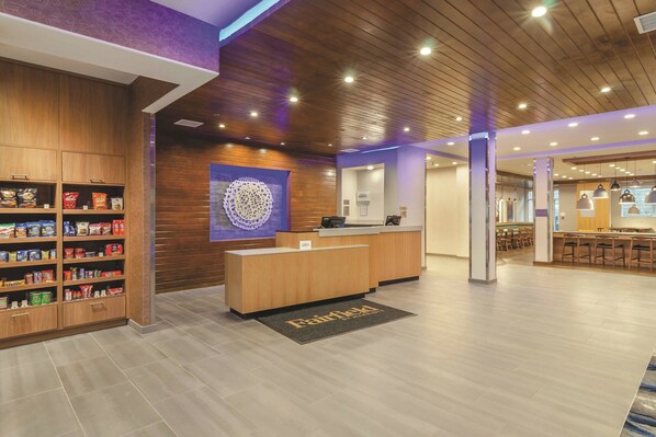 Reception - Fairfield Inn & Suites by Marriott Kansas City Shawnee (Shawnee)