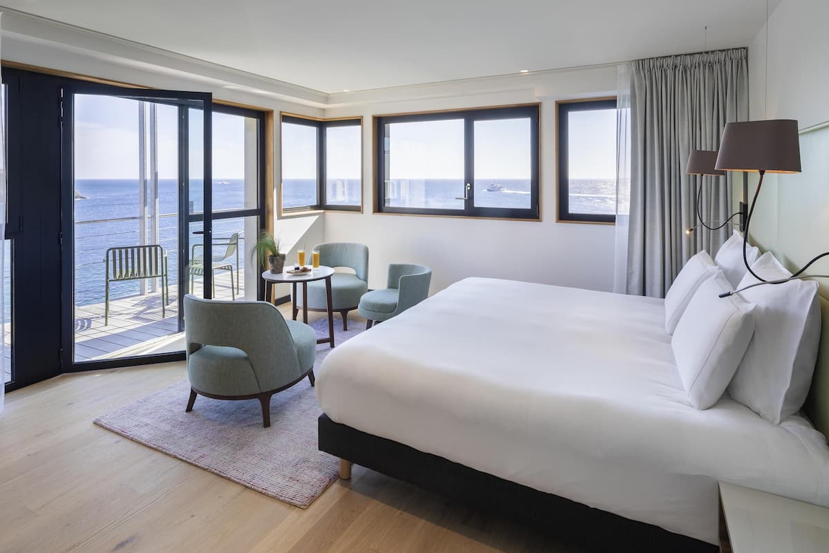 Suite, 2 Bedrooms, Terrace | Premium bedding, minibar, in-room safe, free WiFi
