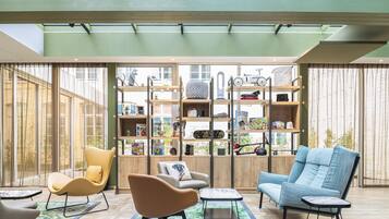 Sala de estar en el lobby