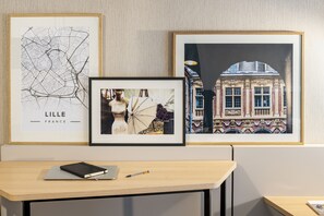 Studio, 1 Double Bed | In-room safe, blackout drapes, soundproofing, iron/ironing board