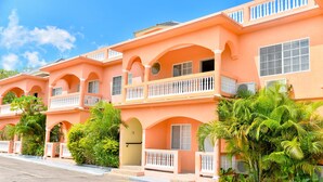 Front of property - Sea View Apartments Negril (Negril)