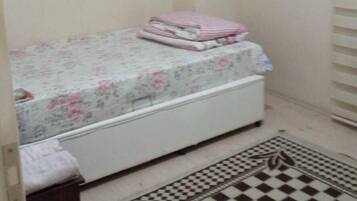 Apartment, 1 Schlafzimmer | 1 Schlafzimmer, Schreibtisch, kostenloses WLAN, Bettwäsche