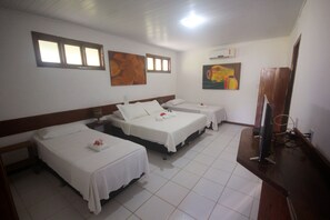 Minibar, wifi gratis y ropa de cama 