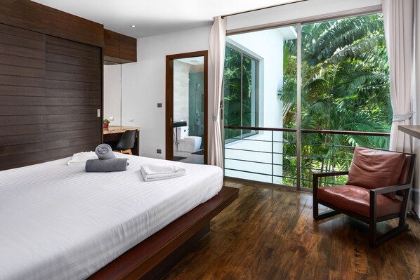 2 Schlafzimmer, Zimmersafe, Bügeleisen/Bügelbrett, WLAN