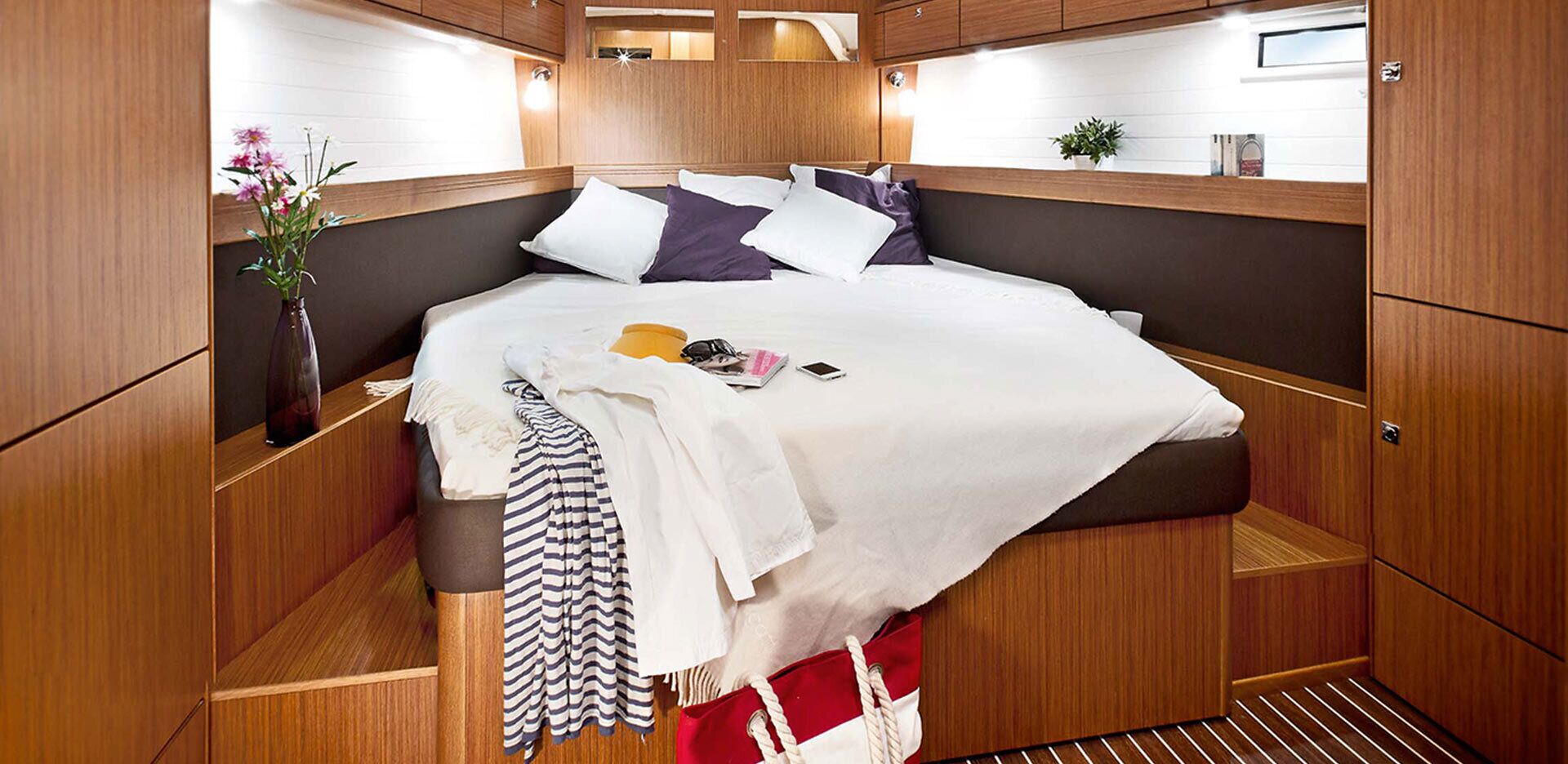 4 bedrooms, in-room safe, desk, travel crib