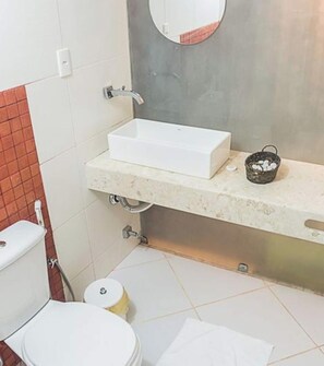 Shower, towels
