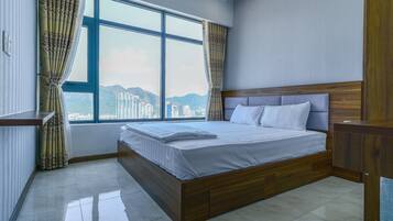 2 bedrooms
