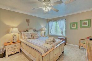 Individually decorated, individually furnished, blackout curtains - Hilton Head condo (Hilton Head Island)