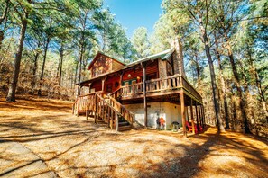 Exterior - Pet Friendly Cabin w/ Hot Tub | Walk to Trails | Sleeps 8 | Near Beavers Bend (BROKEN BOW)