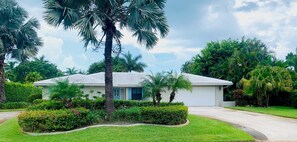 Exterior - Park Shore Paradise- Naples Florida (Naples)