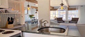 Belle Rockport, Ă quelques pas de la plage, Restaurants, Shopping