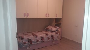 3 camere, Wi-Fi, lenzuola