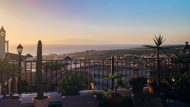 Unclassified image, 1 of 27, button - Villa with private pool and magnificent views of Nekhamkin (Costa Adeje)